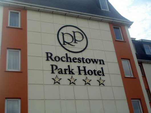 Hotels, Bars & Pubs 13